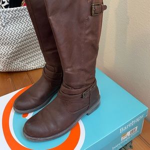 Baretrap Boots- Size 6